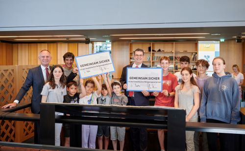 Am Bildungscampus der Israelitischen Kultusgemeinde Wien, Foto: BMI / Karl Schober