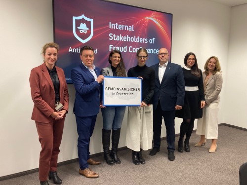 Gruppenfoto mit GEMEINSAM.SICHER und der Bank Austria