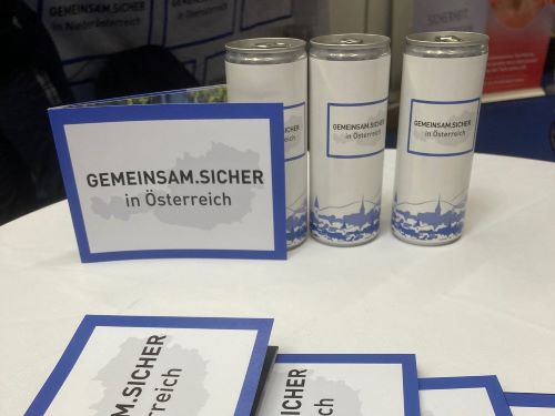 GEMEINSAM.SICHER Energydrinks und Broschüren