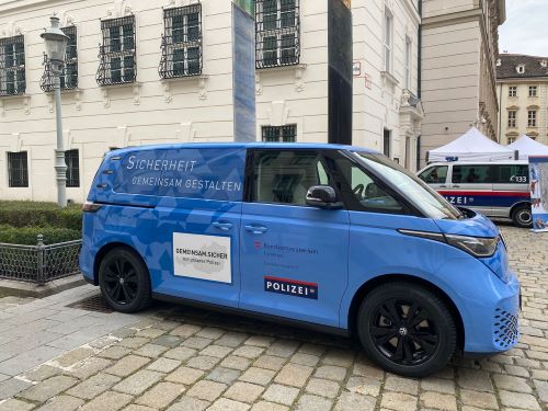 vollelektrischer ID.Buzz Auto