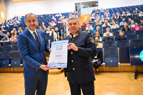 Mit der neuen Partnerschaft soll ein regelmäßig geführter Sicherheitsdialog weiter strukturiert und institutionalisiert werden.