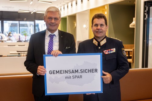 SPAR Vorstandsvorsitzender Hans K. Reisch und Bundespolizeidirektor Michael Takacs.