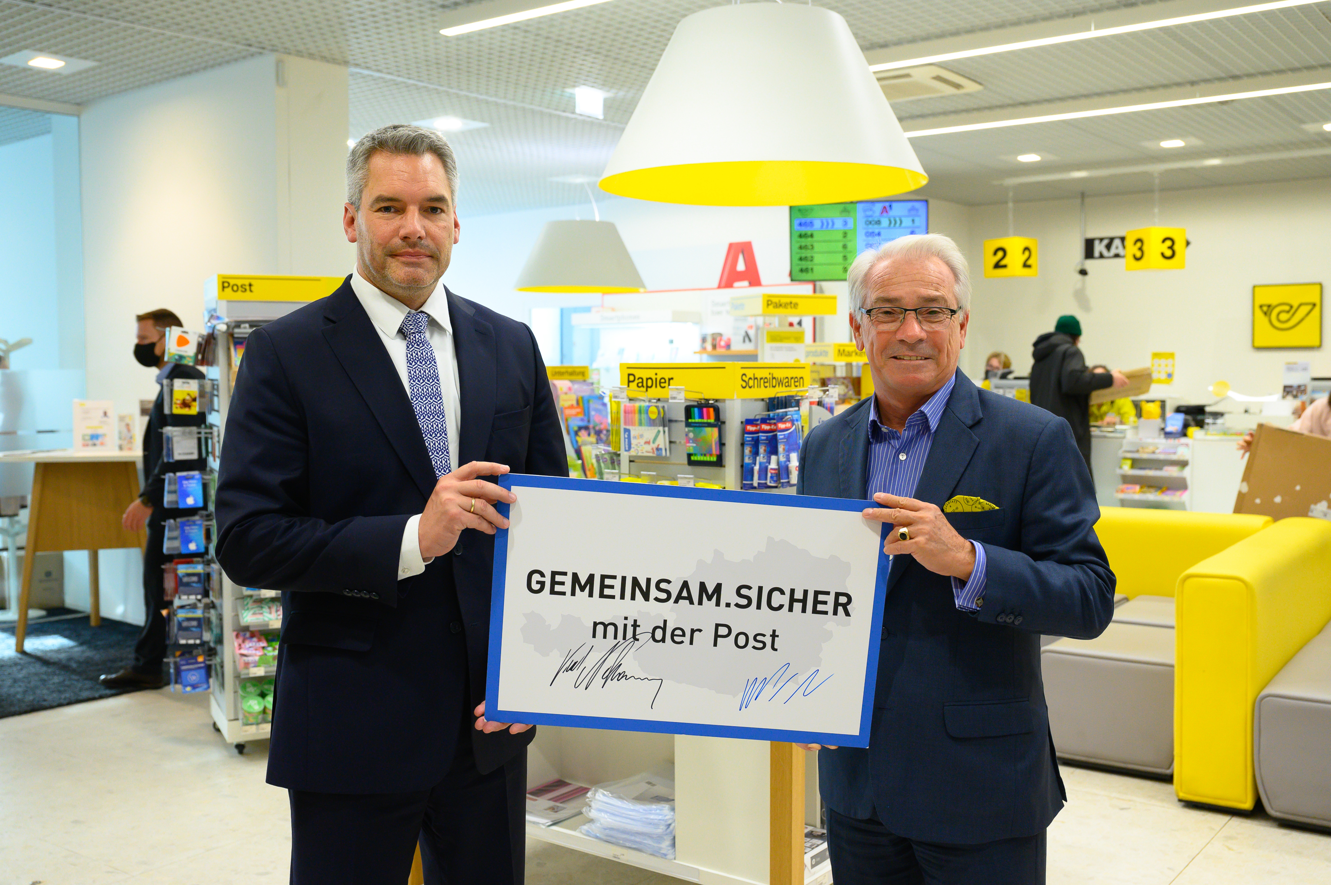 Nehammer mit Generaldirektor der Post